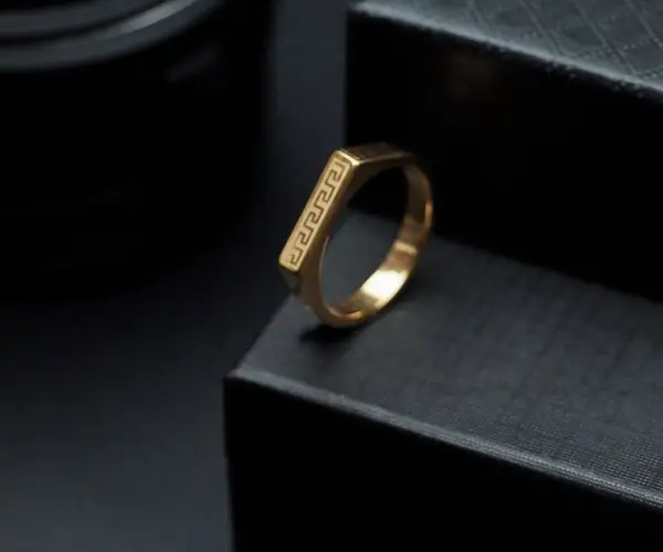 Gold Signet Bar Ring